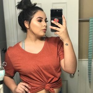 Meet your Posher, Ayleen